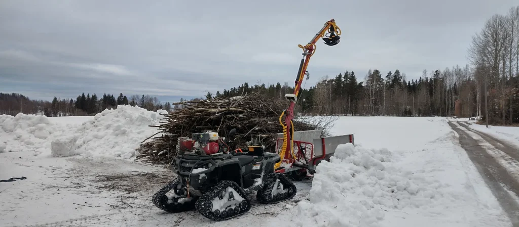 Metsäpalvelut, mönkijä, arboristi